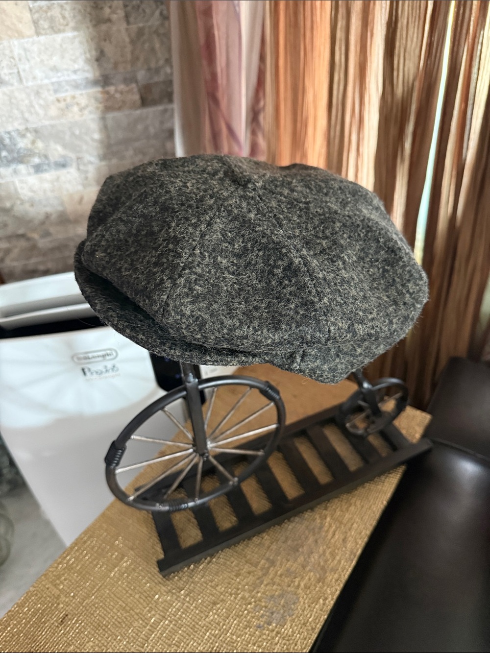 Burberry Gray Wool Newsboy Cap